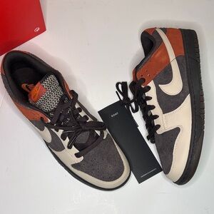 Nike Low-Top Sneakers in Brown, Cream & Black with Rust Accents